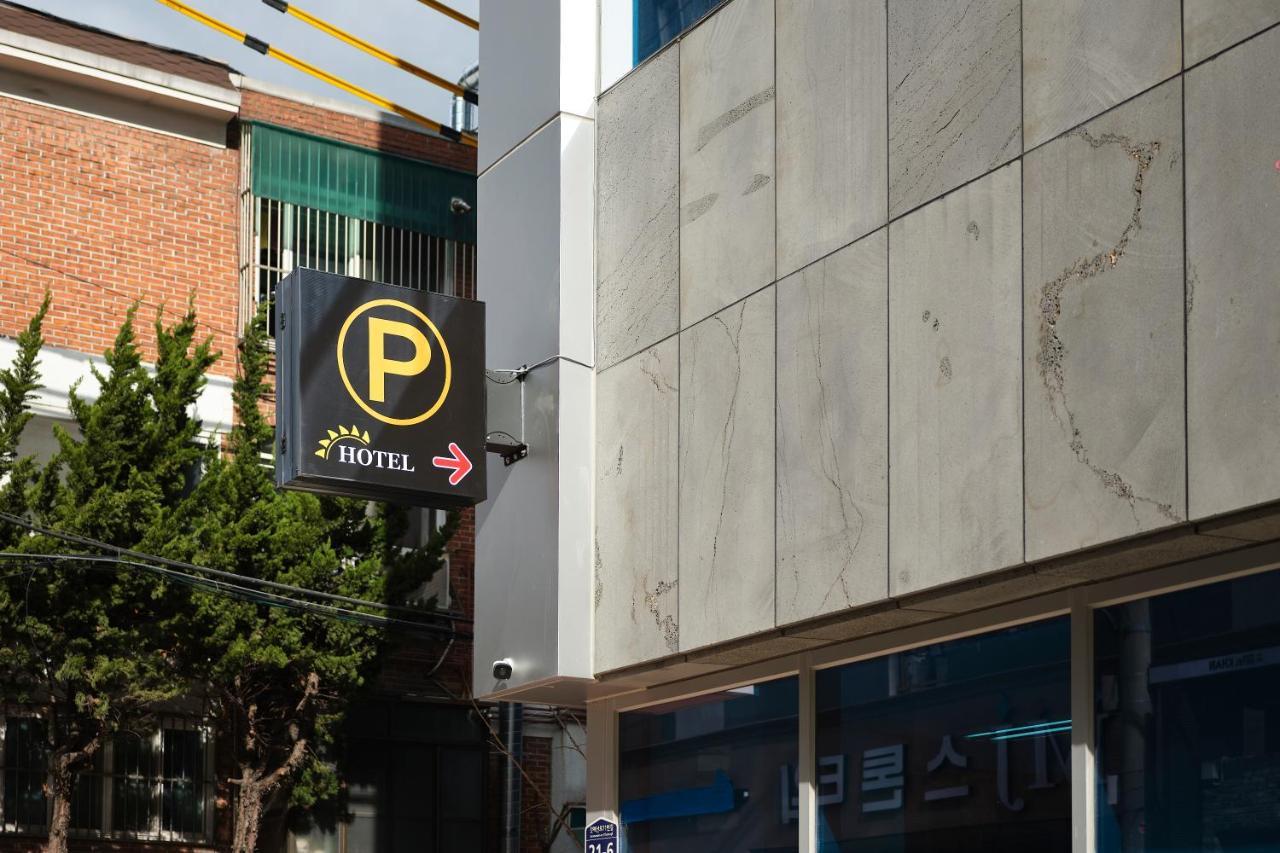 S Stay Hotel Suwon Exterior photo